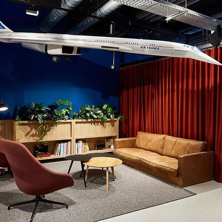 Otel The Social Hub 4*