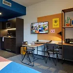 The Social Hub فندق