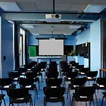 Отель The Social Hub