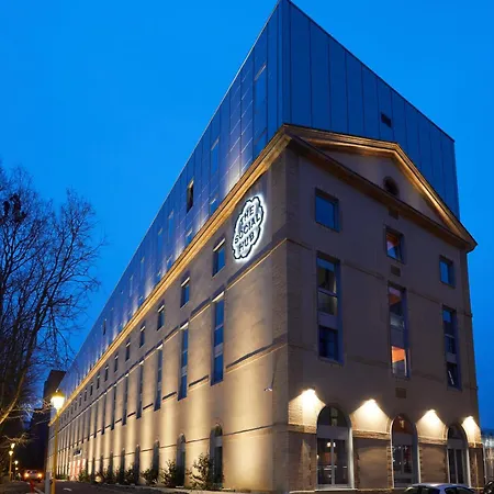 The Social Hub Hotel 4*