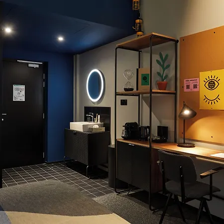 The Social Hub Hotel