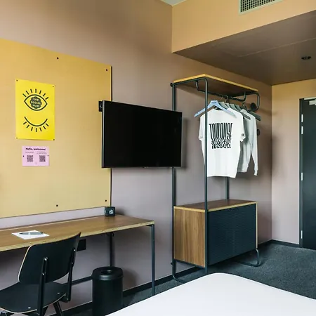 The Social Hub Hotel