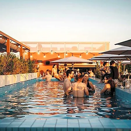 The Social Hub Hotel