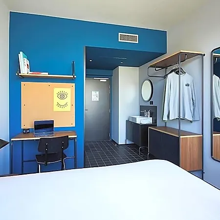 The Social Hub Hotel 4*