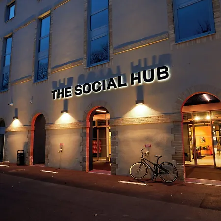 The Social Hub מלון